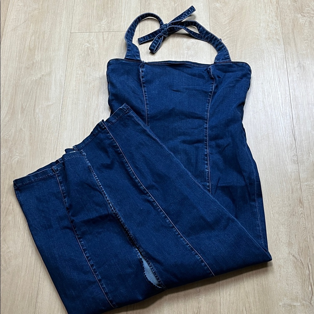 New Reformation Jeans Evita Denim Midi
Dress in Vermillion Color, SIZE 12 - Picture 7 of 8